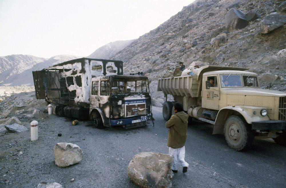 Уничтоженный грузовик на востоке от Кабула, 1980 год